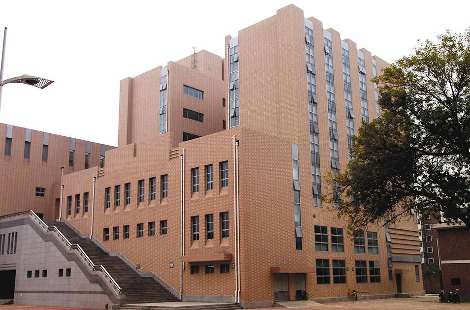 天津醫(yī)科大學(xué)科技交流中心